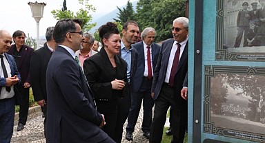 HÜNKÂR KÖŞKÜ’NDE TARİHİ YOLCULUK BAŞLADI