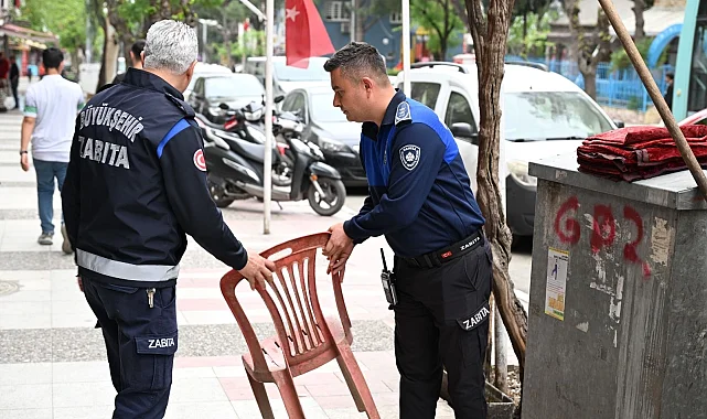 Manisa'da kaldırımlar yayaların