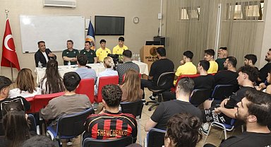 Mersin Üniversitesi'nde basketbol altyapısı konuşuldu