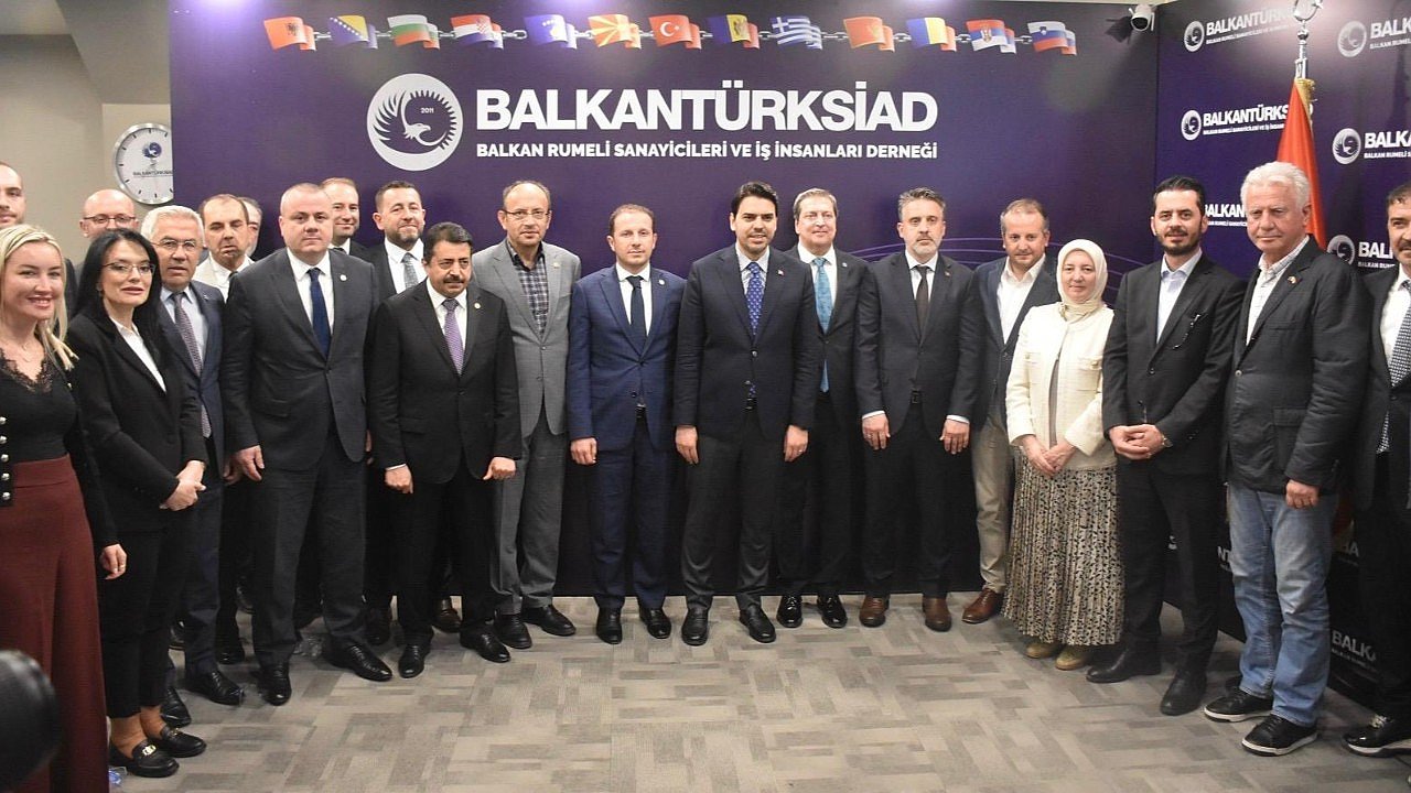 TİKA BAŞKANI EREN, BALKANTÜRKSİAD’DA...