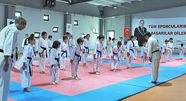 Ankara Keçiören uluslararası karatecileri ağırladı