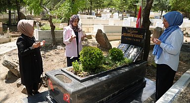 Ankara Keçiören'de Abdurrahim Karakoç'un kabri yenilendi