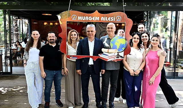 Antalya'da Başkan Uysal MURGEM mezunlarıyla buluştu