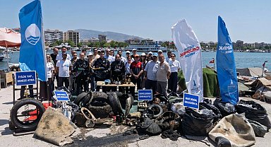 Araba lastiği, masa, sandalye, klozet kapağı... Bunlar İzmir denizinden çıktı!