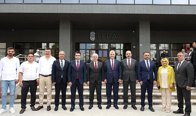 Bakan Bolat Ereğli'de Gençlik Kampüsü'nü ziyaret etti