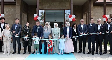Bakan Göktaş, Darülaceze'de kreş açılışına katıldı