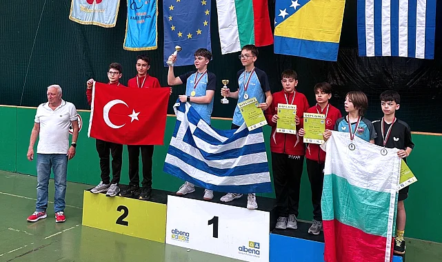 Balkanlar'dan milli formayla madalyalarla döndü