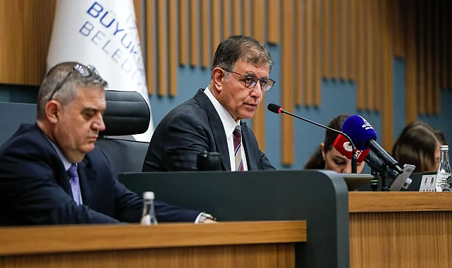 Başkan Tugay: Çöpün siyaseti olmaz