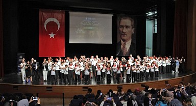 “Birlikte Hayat, Birlikte Sanat” Temalı Aile Özel Gecesi Bursa’da Büyük İlgi Gördü