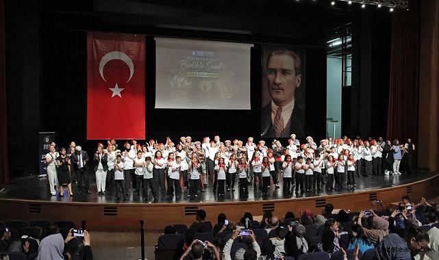 “Birlikte Hayat, Birlikte Sanat” Temalı Aile Özel Gecesi Bursa’da Büyük İlgi Gördü