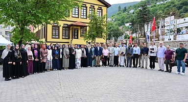 Bursa Düşünce Okulu’nda Sertifika Heyecanı