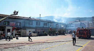 Bursa İtfaiyesi'nden Kayhan'daki yangına hızlı müdahale