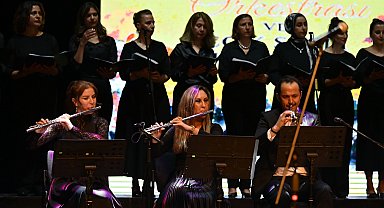 Bursa Maarif Orkestrası ve Çok Sesli Korosu'ndan muhteşem konser