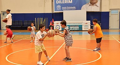 Bursa Nilüfer'de çocukların spor dolu yaz heyecanı