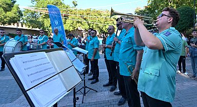 Bursa'da fetih coşkusu notalara yansıdı