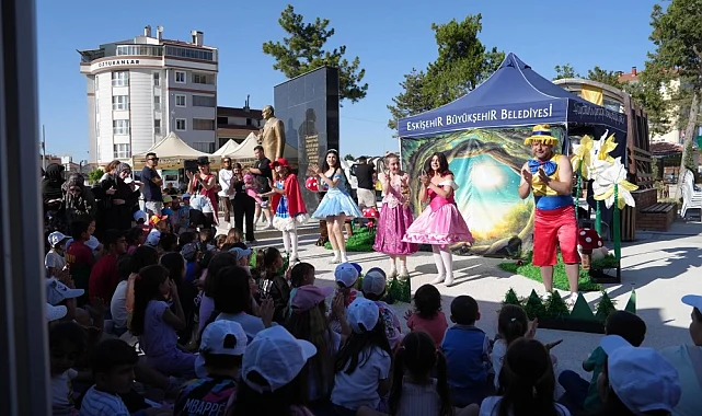 Eskişehir'de geleneksel şenlik renkli etkinliklerle başlıyor