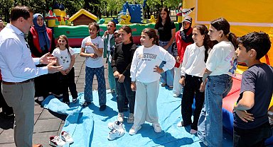 Geri dönüşüm öğrencileri piknikte buluştu