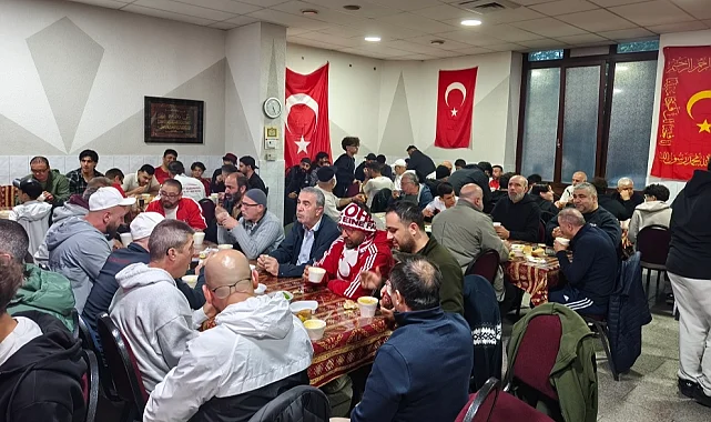 Gurbetçiler dünya kupası heyecanını Almanya'da camide yaşadı