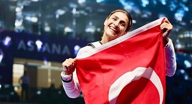 Hatice Kübra İlgün’den Kazakistan’da Çifte Madalya Başarısı
