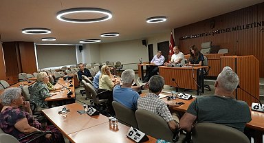 İstanbul Maltepe'de muhtarlarla buluşma devam ediyor
