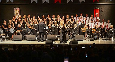 İzmir Bornova'da yaza coşkulu merhaba
