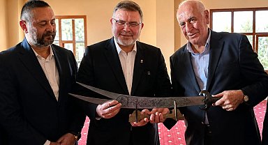 İzmir Karşıyaka'da Muharrem Lokması buluşması