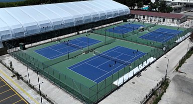 İzmit Tenis Spor Merkezi'ne 4 kapalı tenis kortu