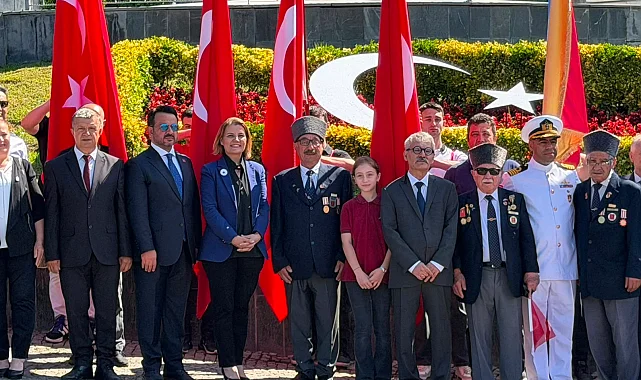 İzmit'in düşman işgalinden kurtuluşunun 105. yılı unutulmadı