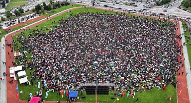 Kayseri Talas'ta maç yayınına YKS molası
