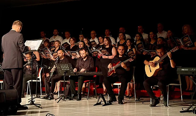 Keşanlı öğretmenlerden kültür ve sanat dolu gece
