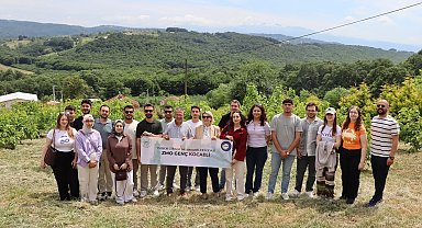 KOÜ öğrencileri İpekböceği Kozaevi'nde üretim sürecini yerinde inceledi