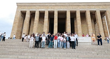 LGS Öğrencilerine Ankara’da Moral Gezisi