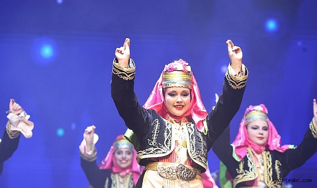 Merinos AKKM’de Kültür ve Dans Dolu Gece