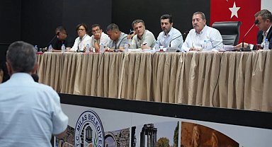 Muğla Milas'ta Başkan Topuz muhtarları dinledi