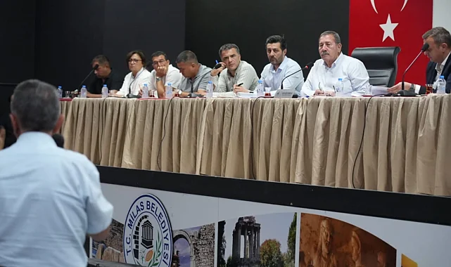 Muğla Milas'ta Başkan Topuz muhtarları dinledi