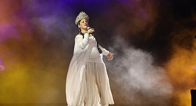 Nilüfer Caz Festivali Emel Mathlouthi Konseriyle Sona Erdi