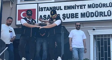 Postacı Kılığında Cinayet