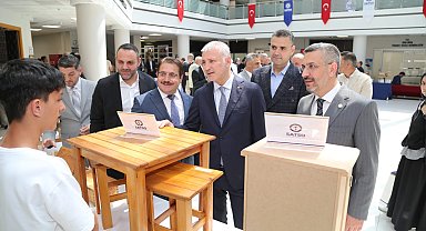 Sakarya'da ahşaptan hayata genç yetenekler ödüllendirildi
