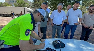 Taksicilerden dikkat çeken yardım
