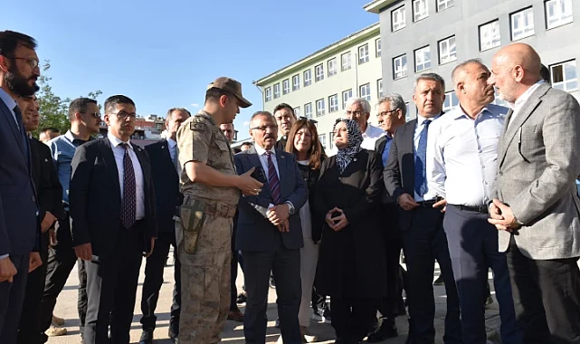TBMM Komisyonu Siverek'te okul saldırıların nedenlerini araştırıyor
