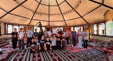 TOKİ Ortaokulu Öğrencilerinden Babasultan Parkı’na Renkli Dokunuş