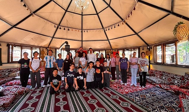 TOKİ Ortaokulu Öğrencilerinden Babasultan Parkı’na Renkli Dokunuş