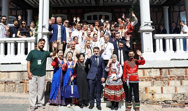 13 ülkeden gelen dansçılar Bursa’da buluştu