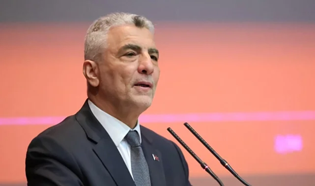 Bakan Bolat'tan 3. çeyrek değerlendirmesi... İhracat beklentisi güçlendi, hedef 282 milyar dolar