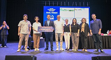Balıkesir Cumhuriyet Meydanı'nda ödüller sahiplerini buldu