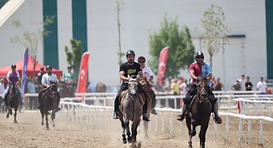 Bursa’da Rahvan Heyecanı