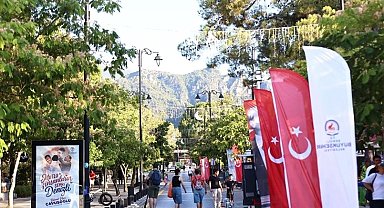 Denizli Çamlık Bulvarı'nda keyifli pazar