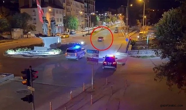 Ehliyetsiz Sürücü Polisten Kaçamadı