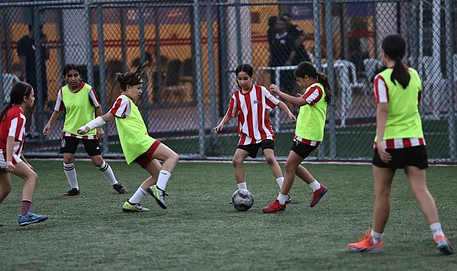 Futbol Akademisi'nde yaz dönemi