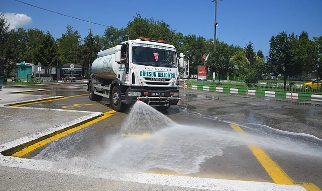 Giresun Belediyesi'nden yıkama harekatı